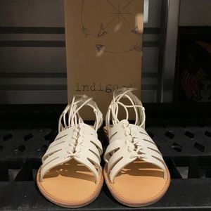 Indigo Rd Baku Gladiator Sandals Women’s Size 7‎ White Lace Up Flat Cutout NWOT